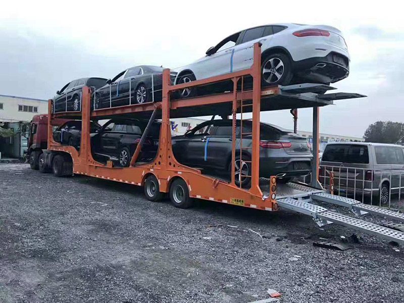 轎車運輸半掛車