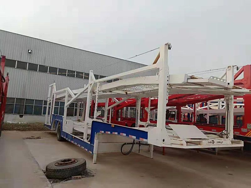 轎車運輸車