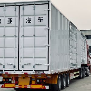 集裝箱運輸半掛車