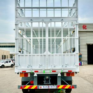 畜禽運輸半掛車